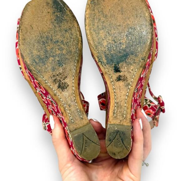 Prada Vintage Le Voyageur Collection 2012 Floral Wedge Platform Sandals Red 40.5 - Picture 12 of 16